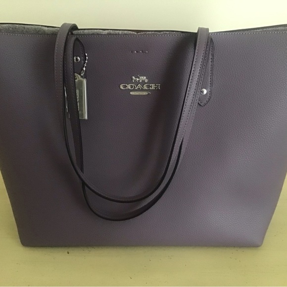 Coach Handbag - Picture 3 of 10